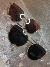 Load image into Gallery viewer, Chic Shades